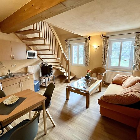 Mosel-Landhaus Hotel Oster Ediger-Eller Exteriör bild
